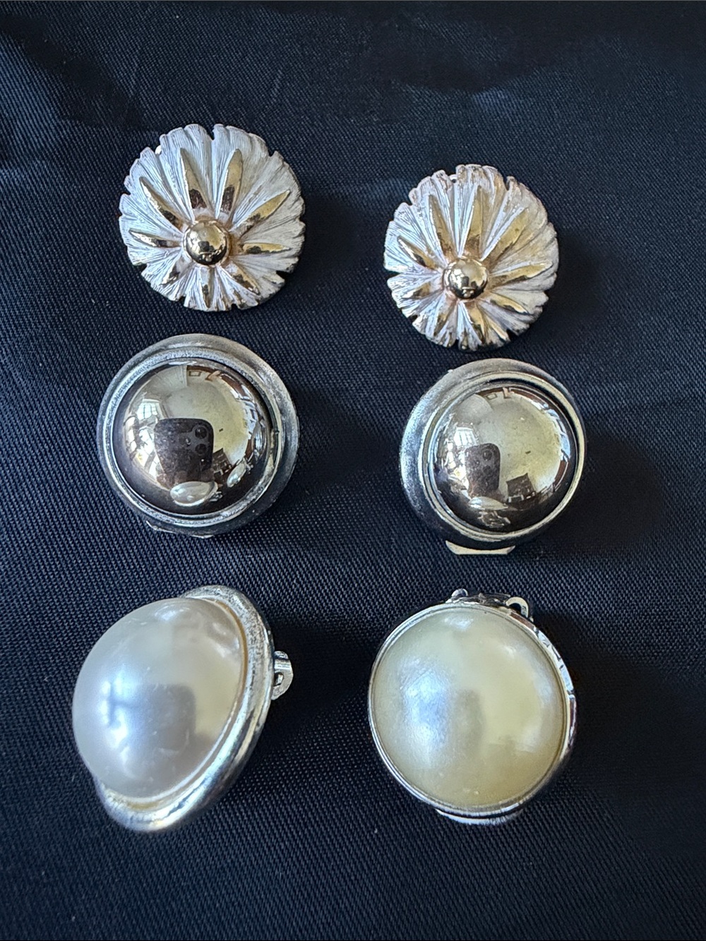 Clip earrings 3 pair